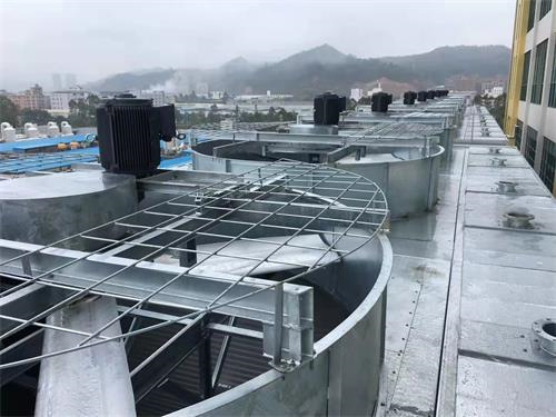冷卻塔填料：中性化清洗劑的特點(冷卻塔填料清洗劑)